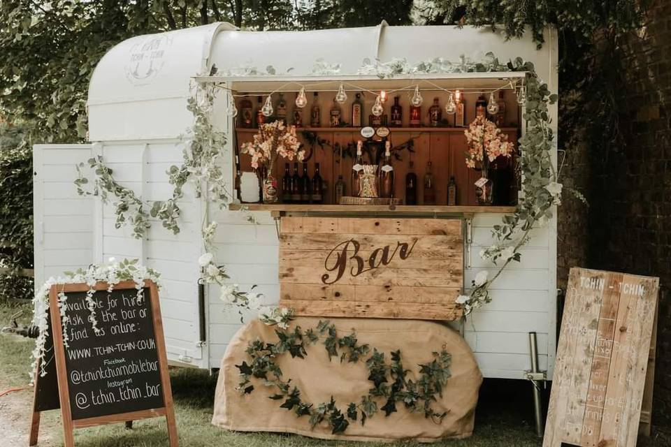 Beer & Wine Service — Spark mobile bartending Sacramento
